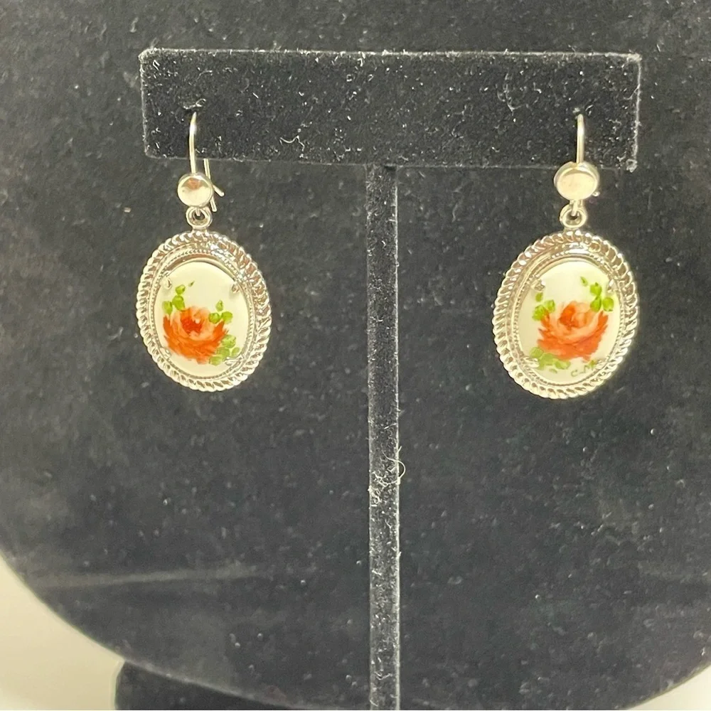Cottagecore Rose Cameo-Style Silver Tone Earrings